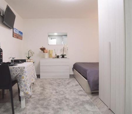 Triumvirato Rooms Bolonia Zewnętrze zdjęcie
